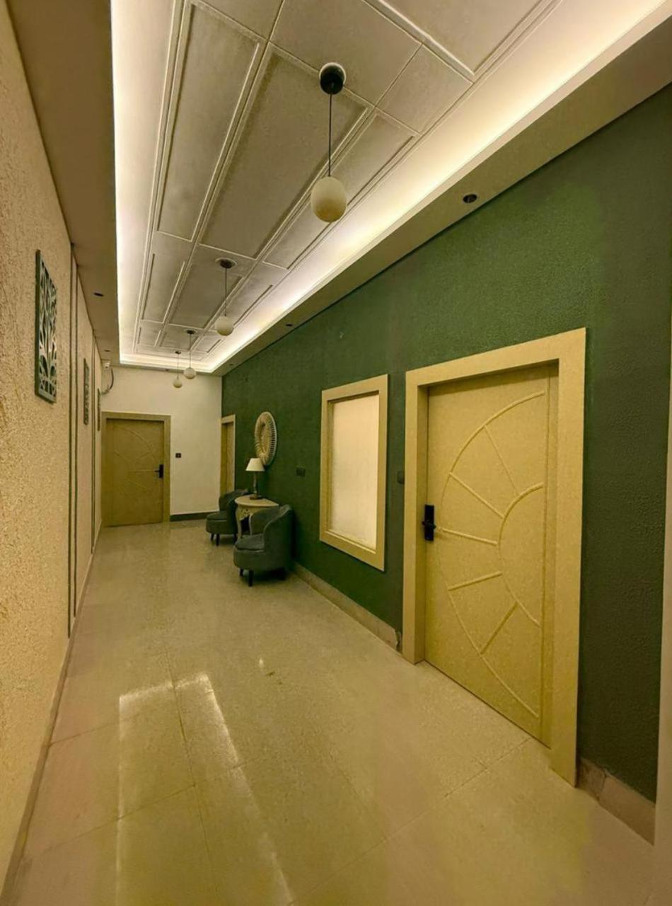 Divine Hotel Karnāl Eksteriør bilde